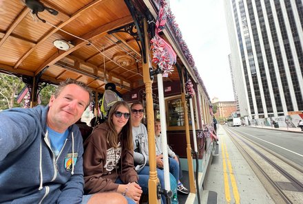 USA Familienreise - USA Westküste for family - Cable Cars Fahrt in San Francisco 
