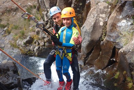 Madeira Familienreise - Madeira for family individuell - Canyoning Guide und Kind