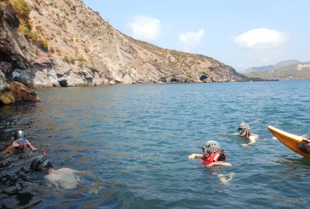 Sizilien Familienreise - Sizilien Family & Teens - Kajaktour - bei Küste