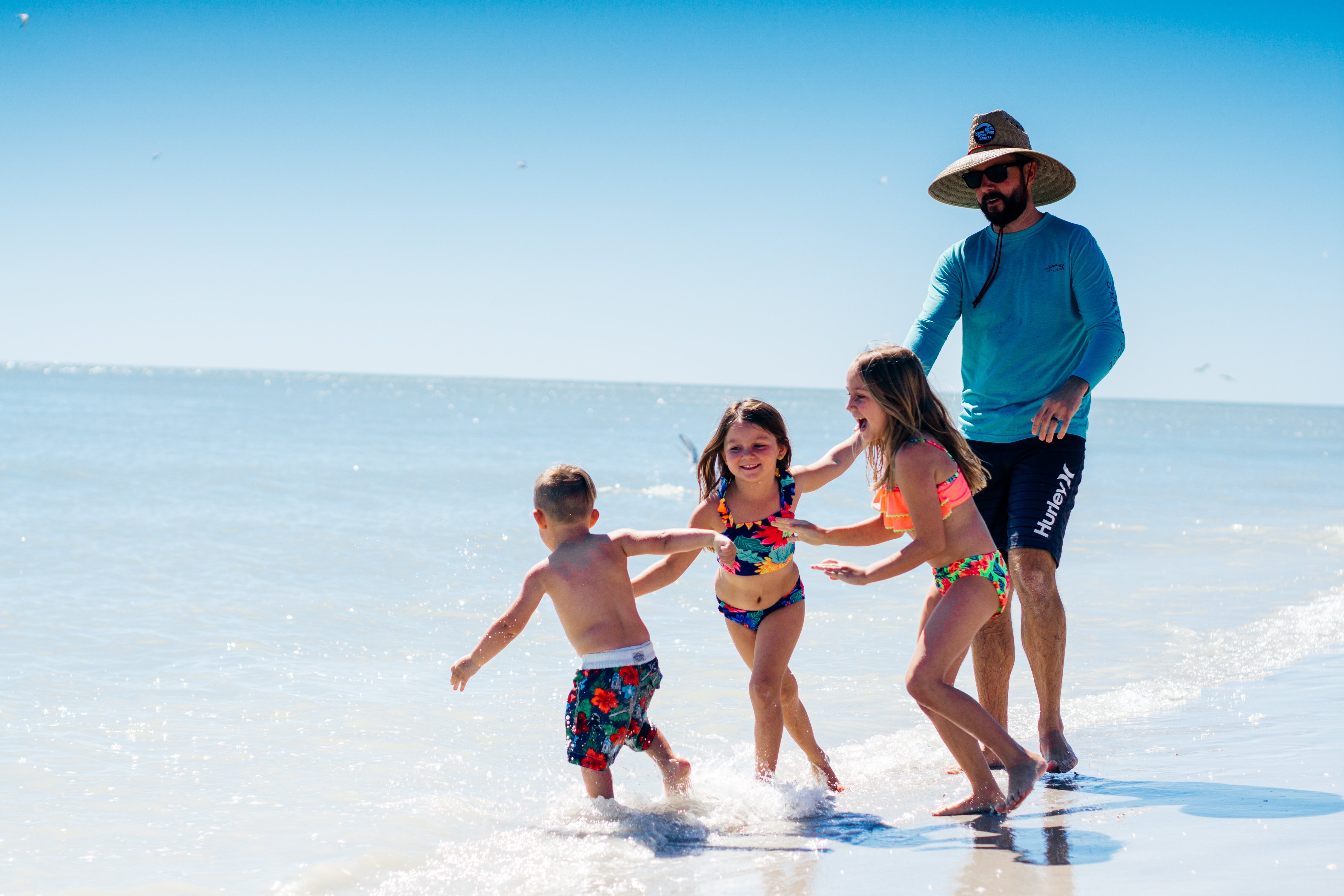 Familienurlaub Florida - Florida Rundreise für Familien - Kinder am Strand von Sanibel Island