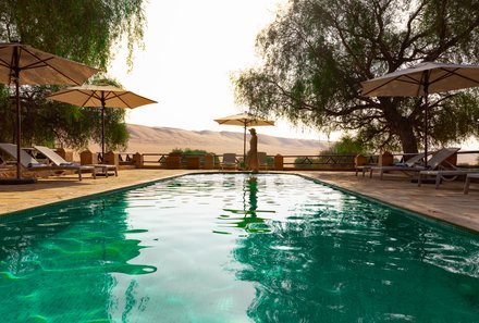 Familienurlaub Oman - Oman for family individuell - Thousand Nights Camp - Blick auf den Pool