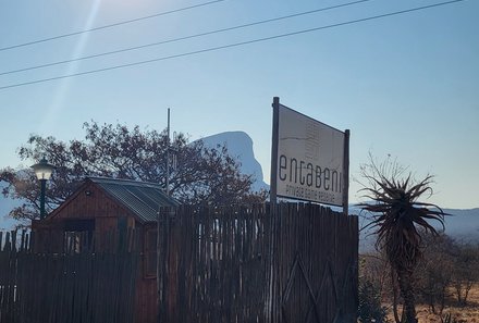 Südafrika individuelle Familienreise - Safari & Strand - Eingangsschild Entabeni