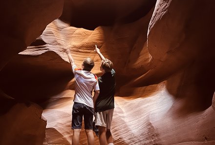 USA Südwesten mit Kindern - USA Westküste for family individuell - Abenteuer im Wilden Westen - Kids im Antelope Canyon