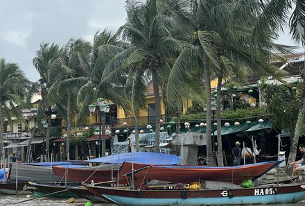 Vietnam for family - Familienreise Vietnam mit Kindern - Boote mit Palmen in Hoi An