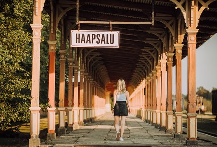 Familienreise Estland - Estland for family - Haapsalu Bahnhof