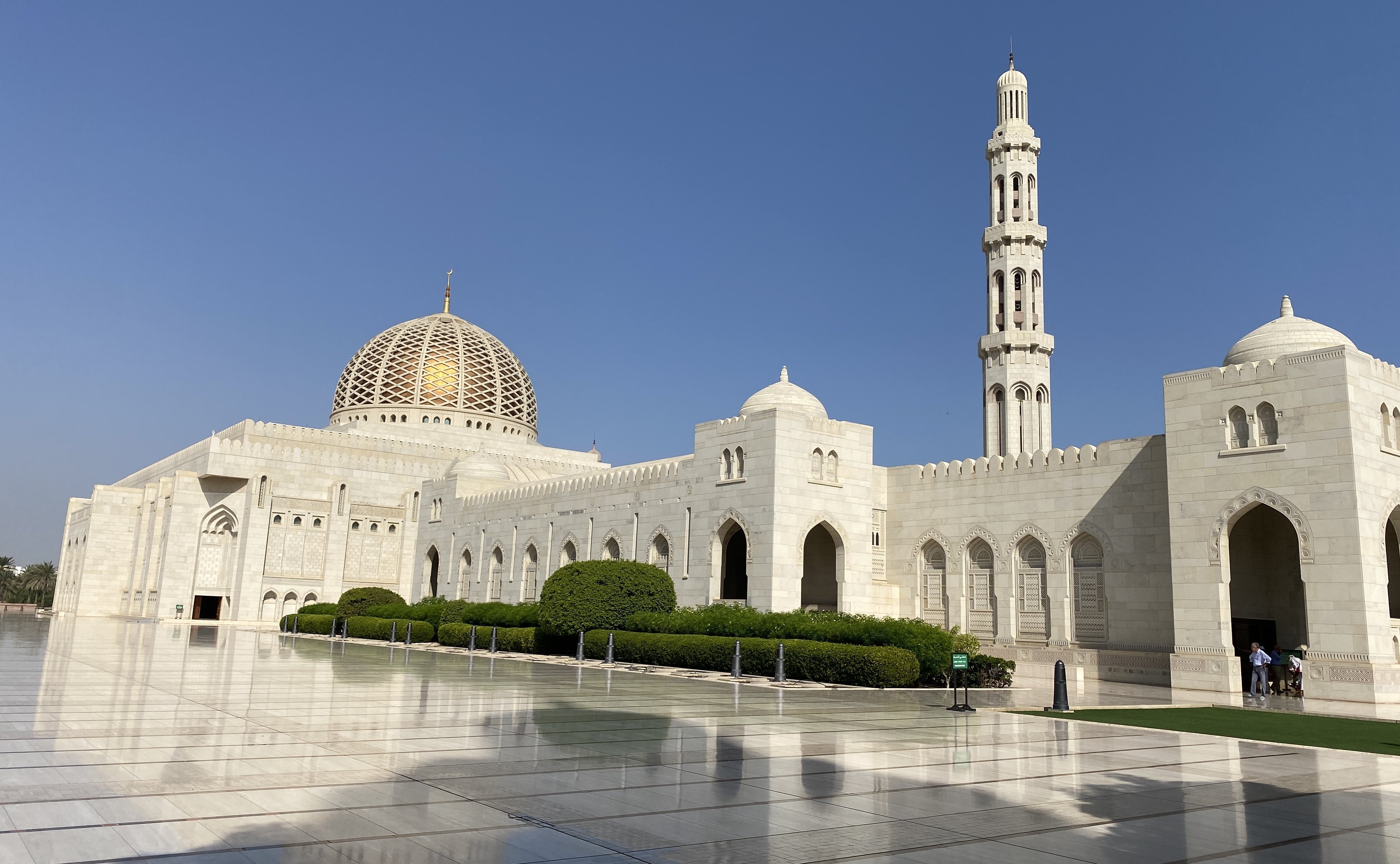 Oman 10 Tipps für Familien - Muscat - Sultan-Qaboos-Moschee