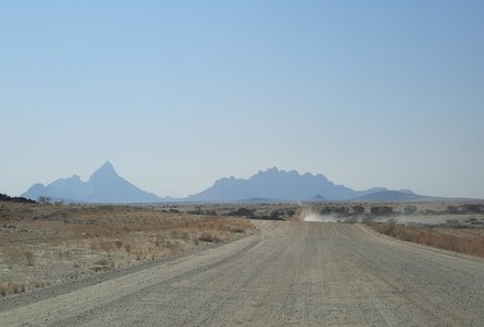 Namibia Familienreise individuell - Fahrt zum Erongo-Gebirge