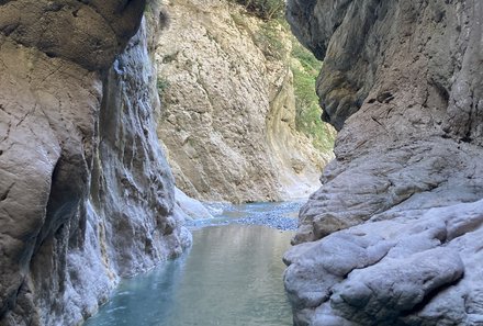 Albanien Familienreise - Albanien for family individuell - Holta-Schlucht - Felswände