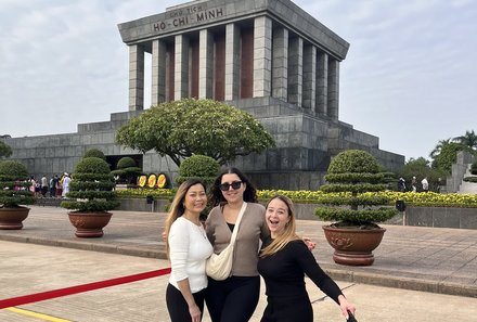 Vietnam & Kambodscha Familienreise - Vietnam-Kambodscha Family & Teens - Mausoleum besuchen