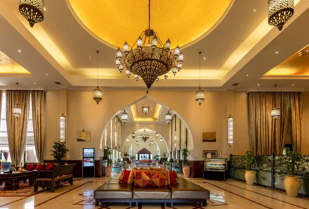 Oman Family & Teens - Oman Familienreise - Golden Tulip Nizwa Hotellobby