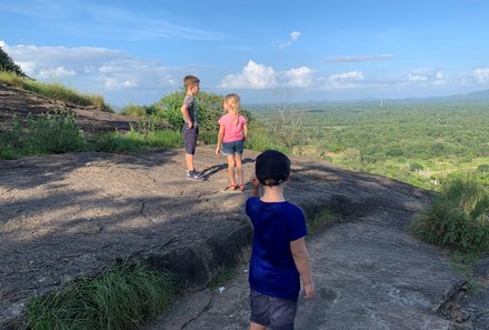 Sri Lanka Familienreise - Sri Lanka Summer for family - Kinder in der Natur