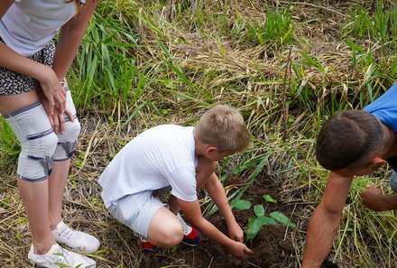 Familienreise Costa Rica - Costa Rica Family & Teens - Kids pflanzen Baum