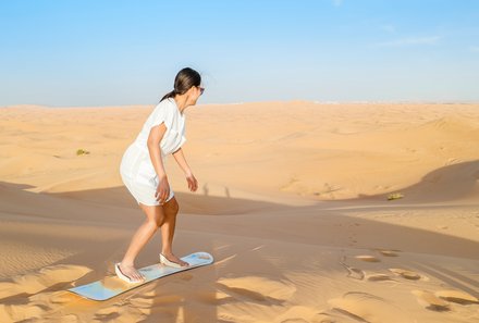 Oman Familienurlaub Wüstencamp - Sandboarding