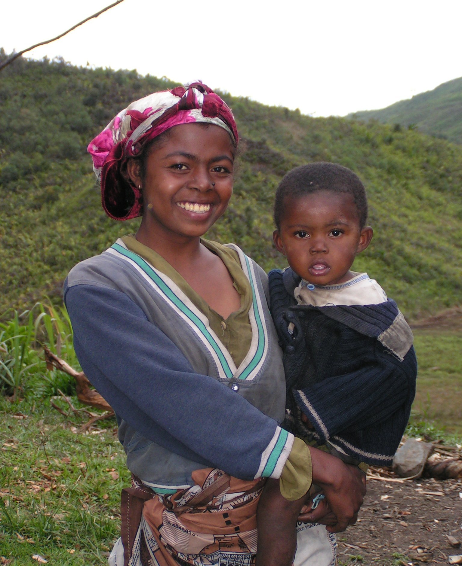 Madagaskar mit Kindern - Urlaub Madagaskar mit Kindern - Einheimische mit Kind