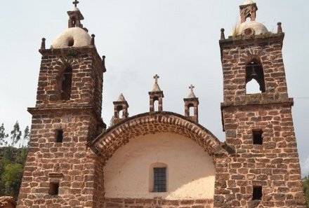 Peru Familienreise - Peru Teens on Tour - Inkastätte Racchi - Kirche