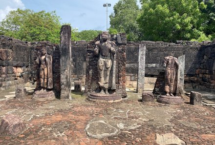 Sri Lanka Familienreise - Sri Lanka for family -  Polonnaruwa - Figuren