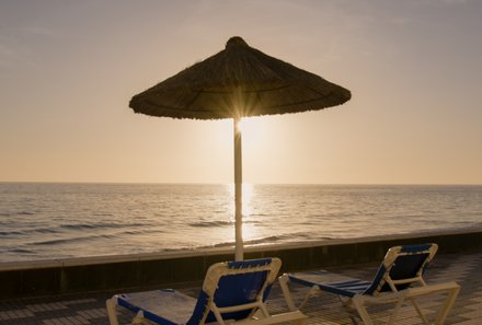 Andalusien for family - Familienreise Andalusien - Sonnenuntergang am Meer