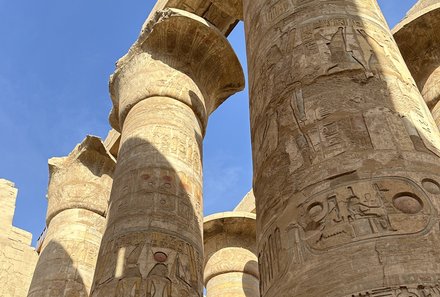 Familienreise Ägypten - Ägypten for family individuell deluxe - Luxor Tempel mit Zeichnungen an den Säulen