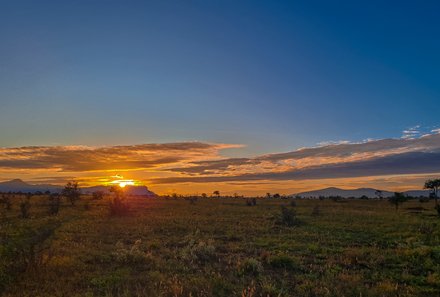 Kenia Familienreise - Kenia for family individuell - Best of Safari & Chale Island - Sonnenaufgang bei Taita Hills