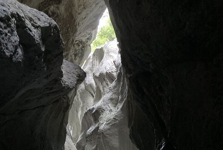 Albanien Familienreise - Albanien for family individuell - Holta-Schlucht - Felsen