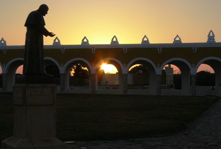 Mexiko for family Deluxe - Izamal - Sonnenuntergang