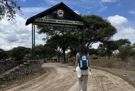 Tansania Familienurlaub - Tansania for family - Tor vom Tarangire Nationalpark