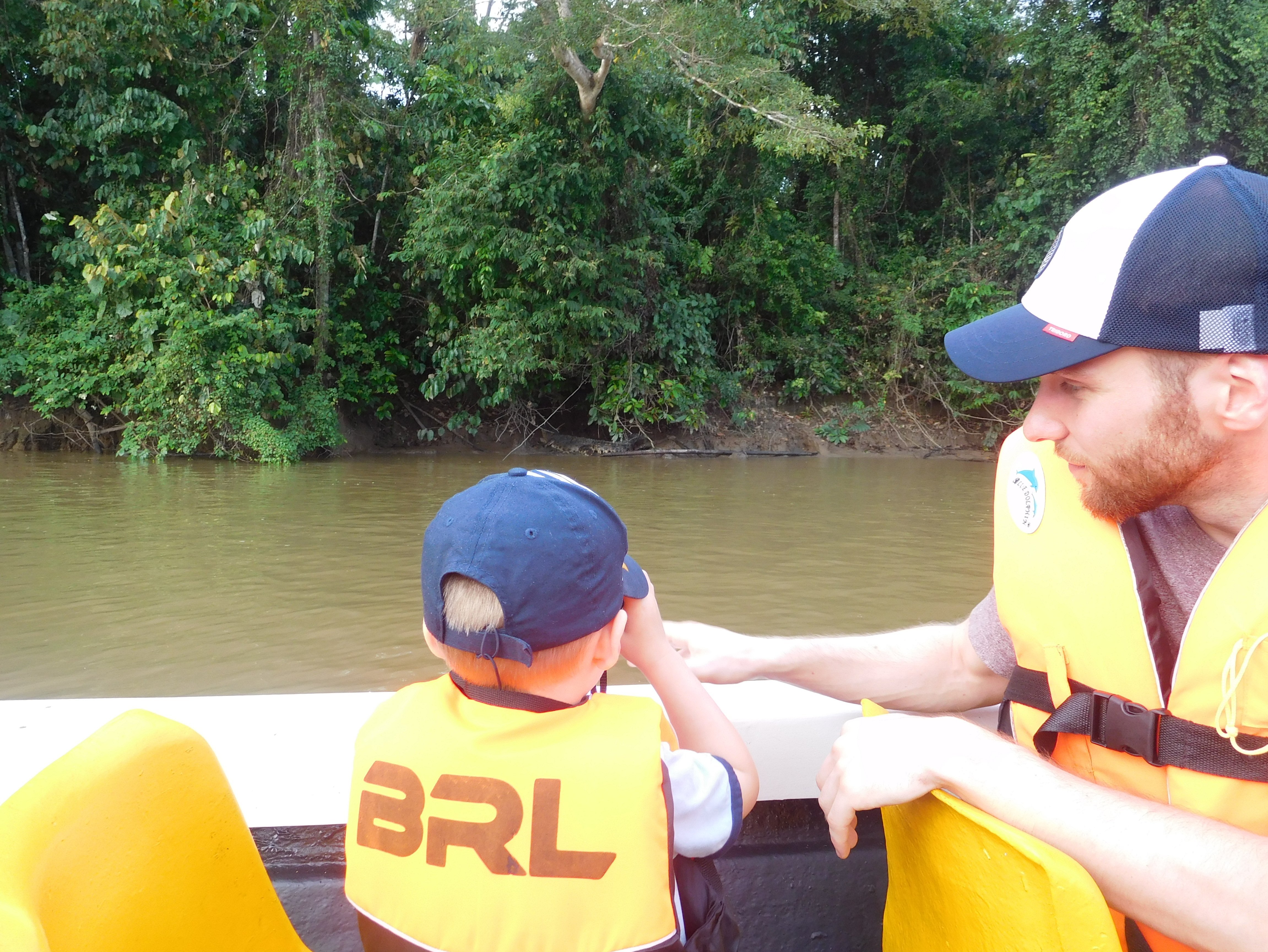 Borneo mit Kindern - Borneo mit Kindern Erfahrungen - Borneo Urlaub mit Kindern - Kinabatangan-Flusssafari