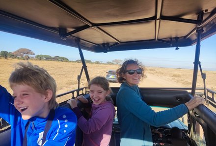 Kenia mit Kindern - Kenia for family individuell deluxe - Safari Familie im Jeep