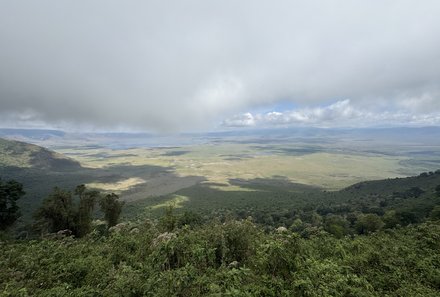 Tansania Familienreise - Tansania for family individuell - Familienabenteuer Tansania -  Bewölkter Tag am Ngorongoro Krater