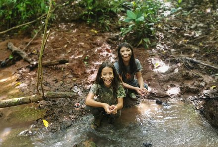 Familienurlaub Costa Rica - Costa Rica for family - Kinder im Schlamm