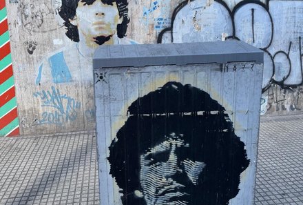 Patagonien Family & Teens - Buenos Aires - Graffiti mit Diego Maradona