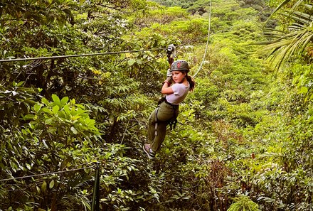 Familienurlaub Costa Rica - Costa Rica Family & Teens - Kind beim Canopy