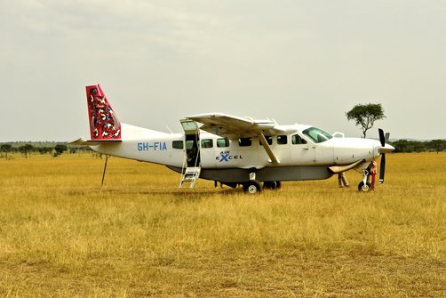 Reiseziele 2020 für Familien - Tansania - Buschflugzeug