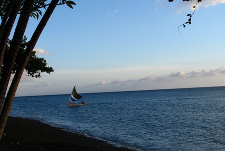 Java-Bali Family & Teens - Familienreise Bali - Amed Verlängerung - Boot auf dem Meer