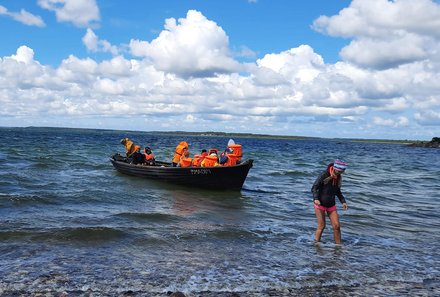 Estland Familienreise - Estland for family - Saarnaki - Anlegen mit dem Boot