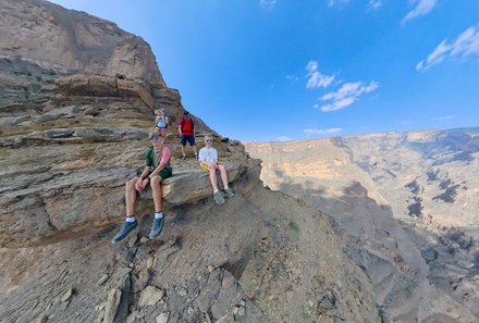 Oman Familienreise - Oman for family - Familie bei Jebel Shams