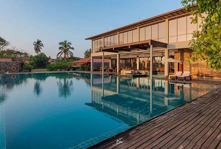 Sri Lanka Familienreise - Sri Lanka Summer for family - Pool Arie Lagoon