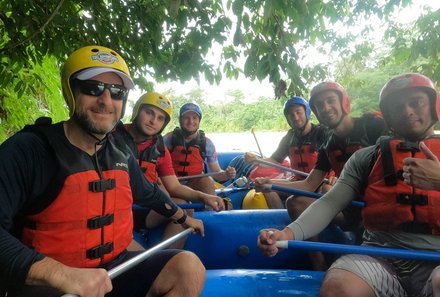 Panama for family individuell - Panama Familienreise - Gruppenfoto beim Rafting 