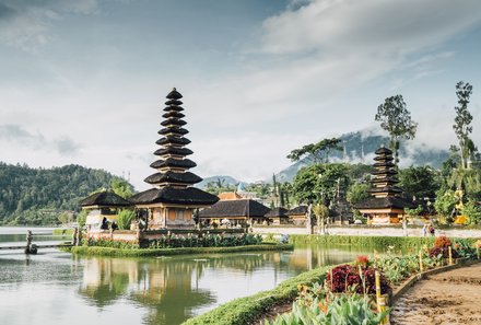 Bali mit Jugendlichen - Java & Bali Family & Teens - Ulun Danu Tempelanlage