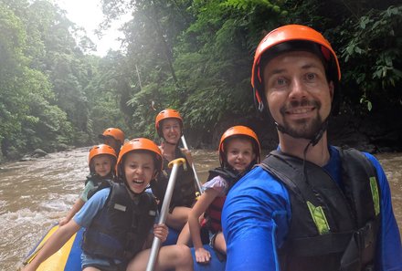 Bali for family deluxe - Familienreise Bali mit Kindern - Familie beim Rafting