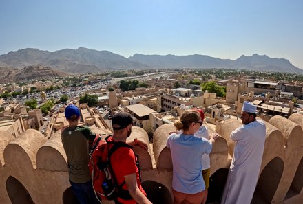 Oman mit Kindern individuell - Oman for family individuell - Familie auf Fort in Nizwa