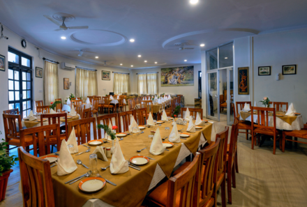 Indien mit Kindern - Indien for family - Tiger Den Resort - Restaurant 