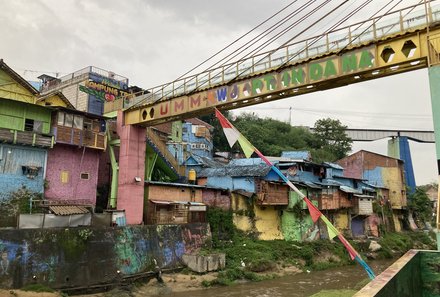 Bali mit Jugendlichen - Java & Bali Family & Teens - Brücke buntes Dorf