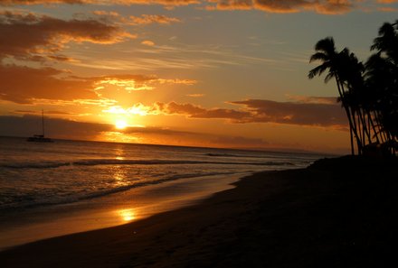 Hawaii Inselhopping for family individuell - Familienreise Hawaii mit Kindern - Sonnenuntergang am Strand