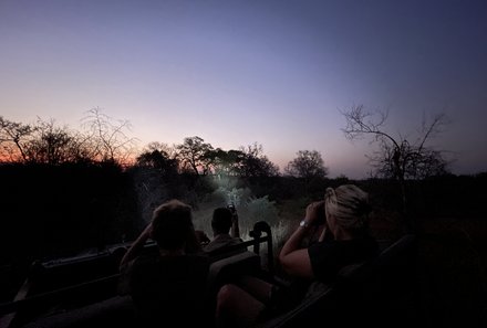 Südafrika mit Kindern - Südafrika for family - Makutsi Safari Farm - Nacht-Jeepsafari