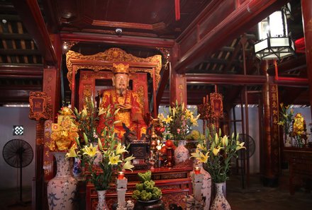 Vietnam & Kambodscha Familienreise - Vietnam-Kambodscha Family & Teens - Tempel innen in Hanoi