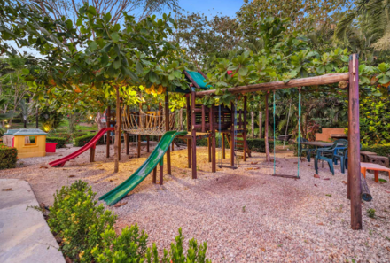 Costa Rica Familienreise - Costa Rica for family - Hotel Leyenda - Spielplatz