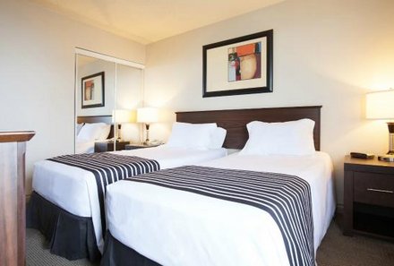 Westkanada for family - Familienurlaub Kanada - Sandman Hotel & Suites Calgary West - Zimmer 