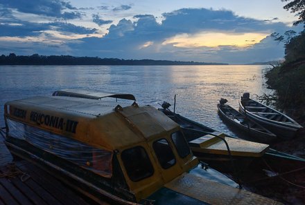 Peru Familienreise - Peru Teens on Tour - Amazonas - Verlängerung - Sonnenuntergang Boote