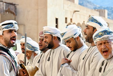 Oman Familienreise - Oman Family & Teens - Nizwa Omanis